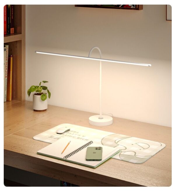 1000017172 Adjustable LED Desk Lamp