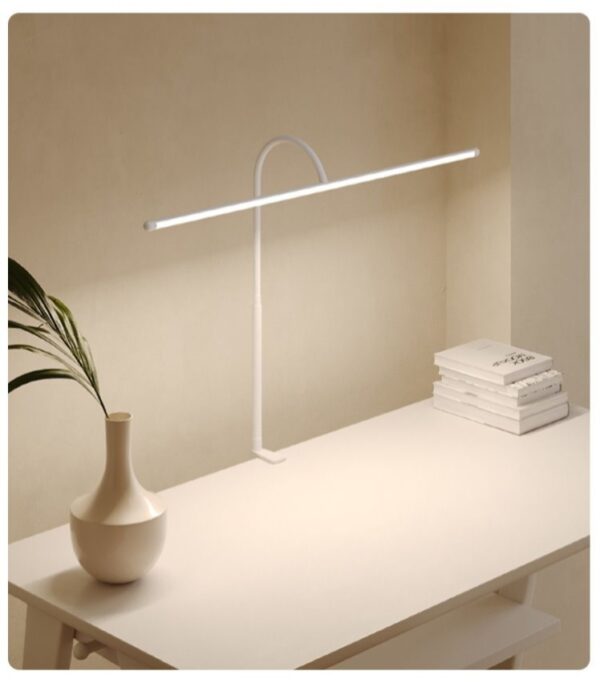1000017177 Adjustable LED Desk Lamp